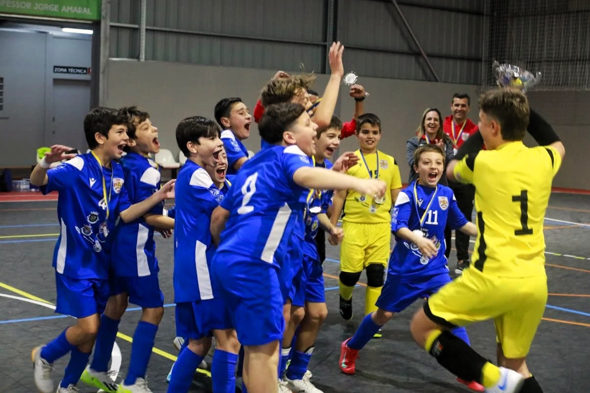 SELEÇÃO DA TERCEIRA VENCE TORNEIO REGIONAL INTERILHAS SUB-12 FUTSAL 
